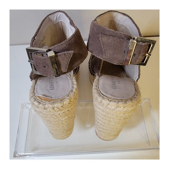 Kenneth Cole New York women' Olivia 2 Perf Espadrille Wedge Sandal  SIZE 8 - Picture 5 of 15